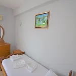 Shqiponja Διαμέρισμα