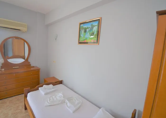 Shqiponja Apartment