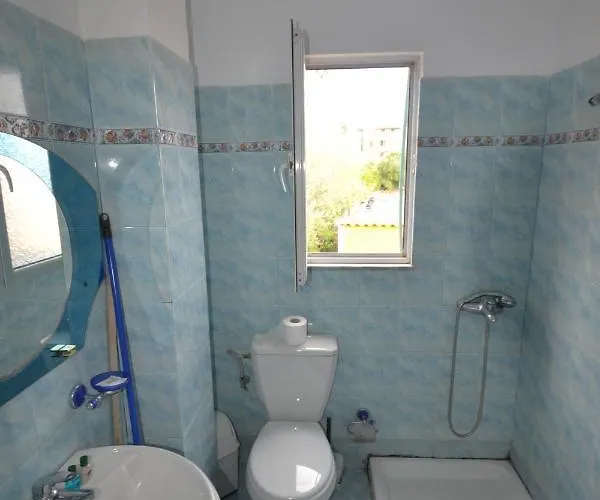 Shqiponja Apartment *
