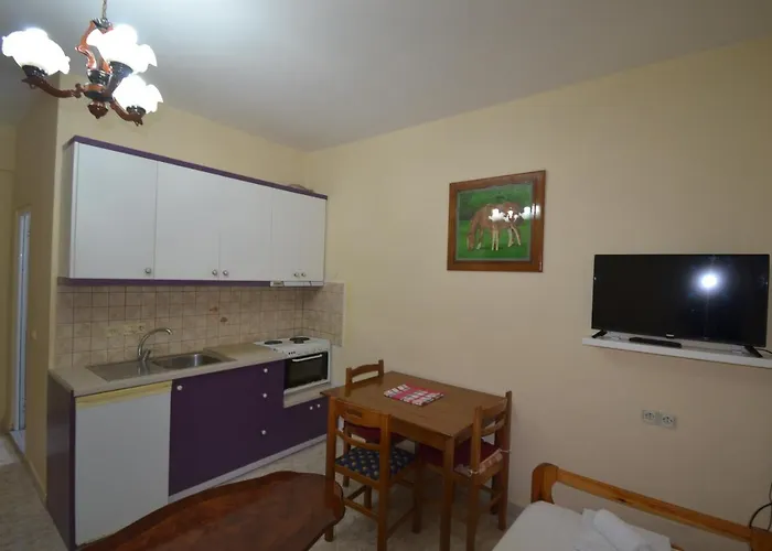 Shqiponja Apartment