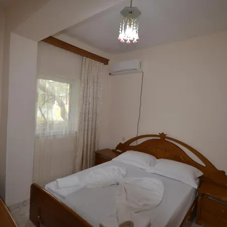 Shqiponja Appartamento Sarandë