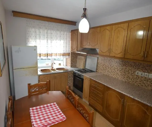 Shqiponja * Saranda